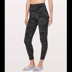 Lululemon Align Pant Black Camo Incognito 25”